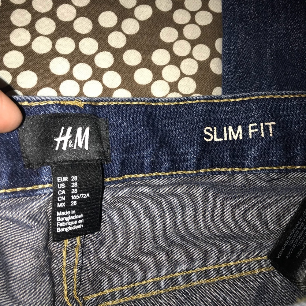 🔥🔥H&M  RIPPED 👖 JEANS - Picture 6 of 7